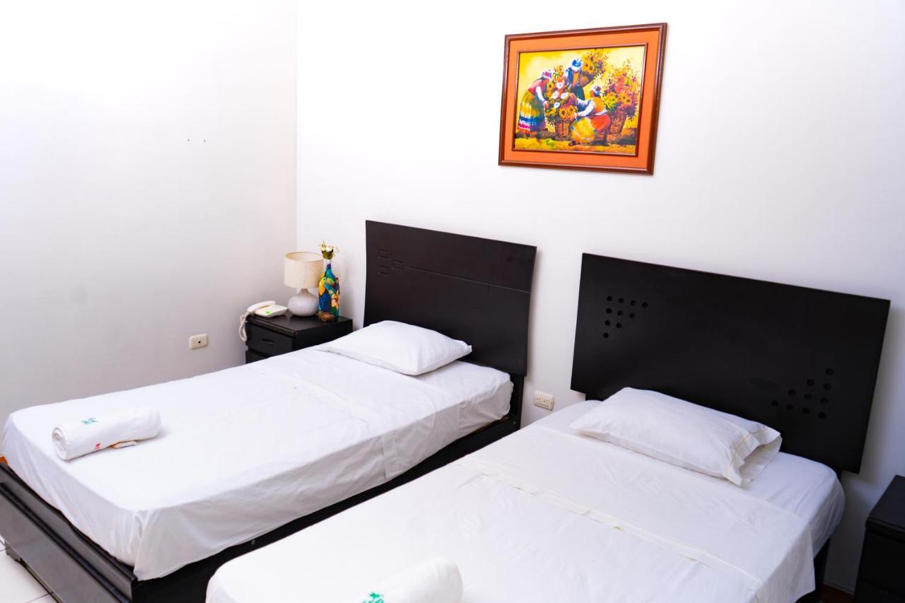 Hotel Residencial Brest Amazon Tarapoto Esterno foto